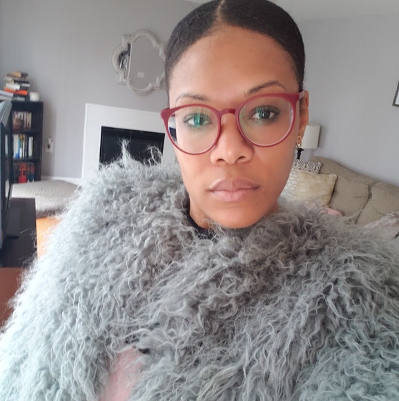 Meet your Posher, Asia - Picture 2 of 6